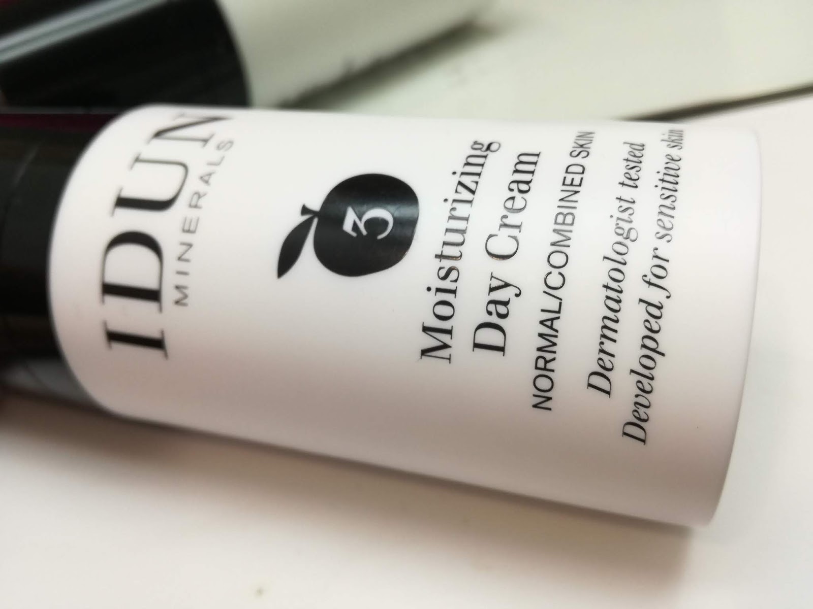 Idun Minerals dnevna krema